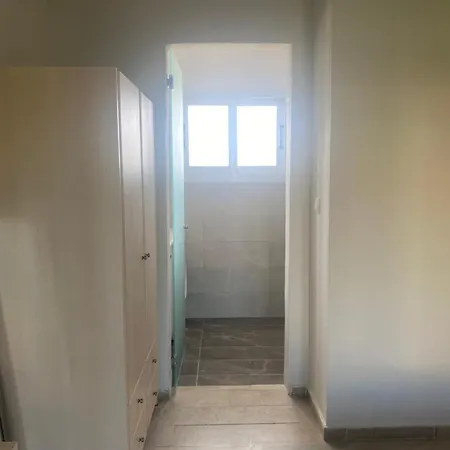 Sunny & Cosy Summer Flat 莱夫基米