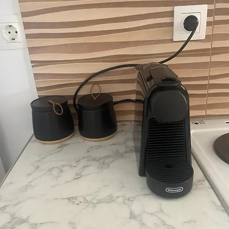 Sunny & Cosy Summer Flat Лефкими