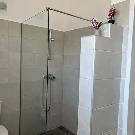 Sunny & Cosy Summer Flat Апартаменты