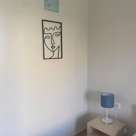 Sunny & Cosy Summer Flat Апартаменты *