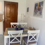 Sunny & Cosy Summer Flat *