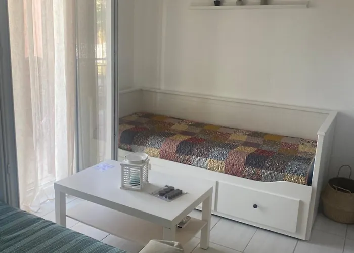 아파트 Sunny & Cosy Summer Flat *